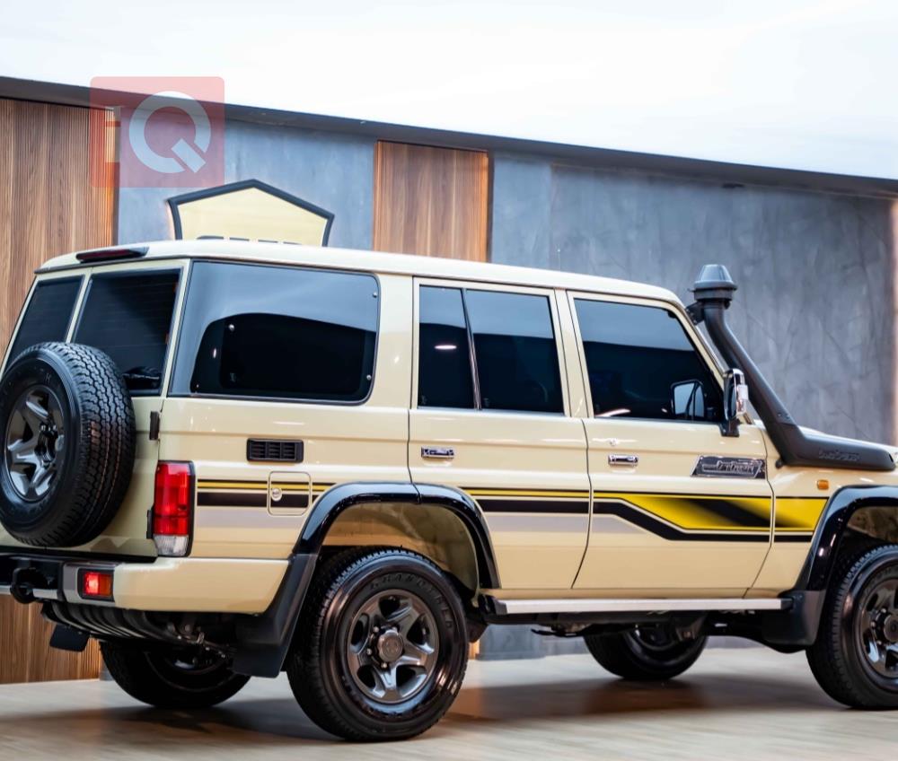 Toyota Land Cruiser 70